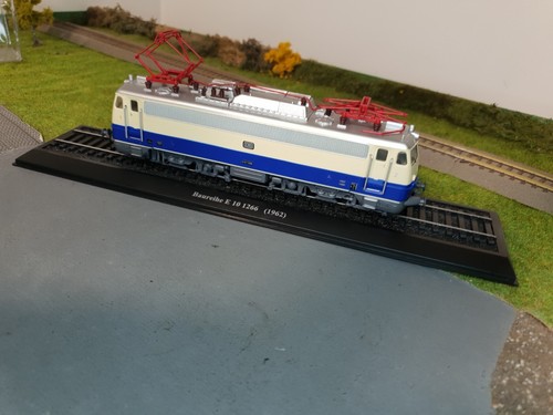 Maquette locomotive baureihe - maquette,