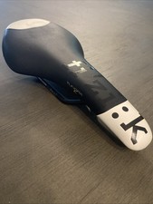 Fizik tundra bike saddle - fizik,