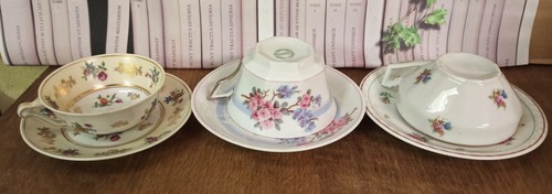 Tasses anciennes en - 3,