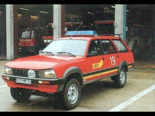 ROISSY (95) AEROPORT / AUTOMOBILE PEUGEOT DANGEL 4x4 de SAPEURS POMPIERS en 1993