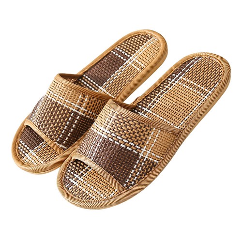 Paire pantoufles d été - 1, de