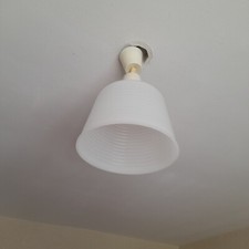 Lustre suspension industriel (si,si)  vintage, années 50 en très bon état.