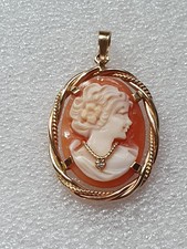 Pendentif camé or  18 carats