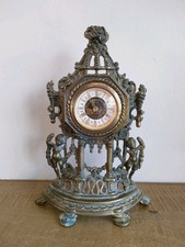 Ancienne Pendule Horloge en Laiton/Régule Mécanique Style Rococo Rocaille Anges