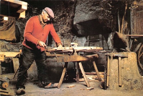 Terroir traditions scène - &,