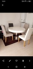 Table ronde design laquée blanc 