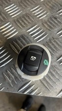 Interrupteur de leve vitre avant droit RENAULT MEGANE 2 PHASE 2 8200315013