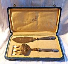 Ancien couverts de service à