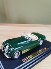 voiture au 1.24eme: BURAGO METAL ITALY/CODE 1502/ JAGUAR XK120 ROADSTER 1948 /EN