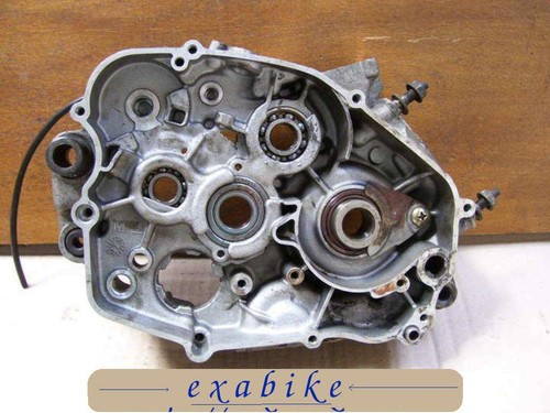 Carter moteur droit - droit, pour