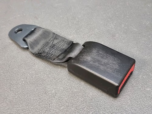 Attache ceinture sécurité