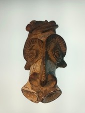 Masque « Passeport » à tête zoomorphe en terre cuite patinée – Afrique de l’Oues