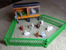 Ferme PLAYMOBIL Lot 2 - Double clapier 2011 avec barrières, litières, dix lapins