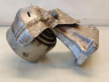 ✅ Support moteur + coussin