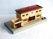 MARKLIN HO 414 MAQUETTE GARE, STATION FERROVIAIRE DIORAMA DECOR TRAIN, EN METAL