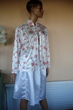 LISEUSE VESTE EN SATIN  VESTE