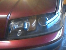 Optique avant principal gauche