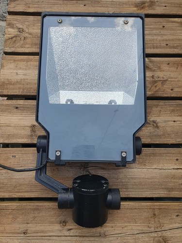 Grand projecteur halogène