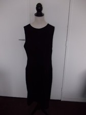 Caroll Robe sans  manches noire  taille 42 100%laine