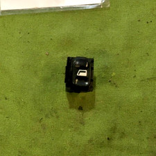 Bouton Leve Vitre Avant /