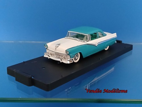 Voiture collection ford - voiture,