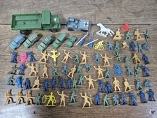 Lot De Soldat Et Véhicules En
