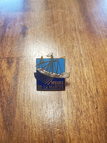 Pin musée marine bleu - musée, de
