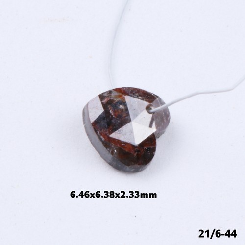 Coeur percé diamant lâche