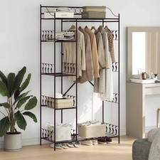 Armoire Ouverte avec étagère