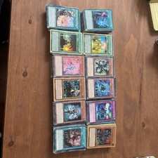 Lot de 630 cartes YU GI OH