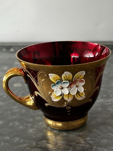 Tasse vintage verre rouge - tasse, en