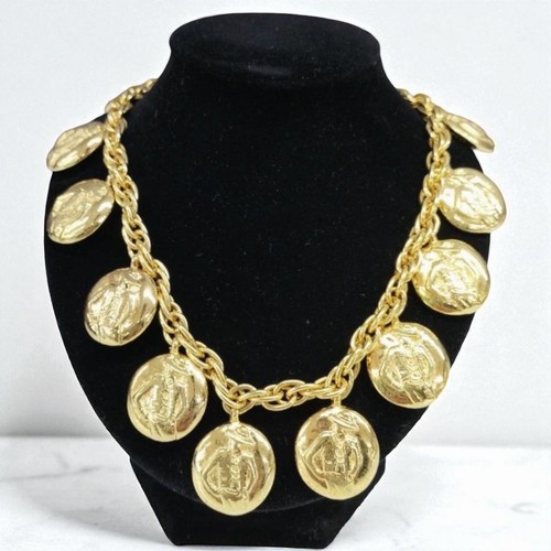 Collier chaîne médaillon