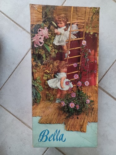 Boîte pour une poupée - pour,