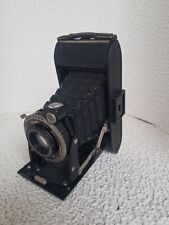 voigtlander bessa à soufflet en assez bon état et qui déclenche