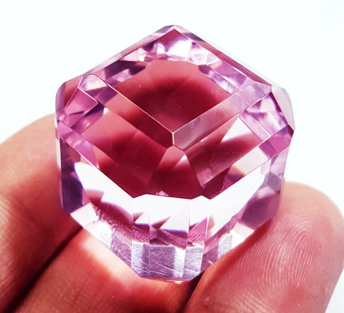 Topaze cube rose brésilienne - rose,