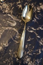 Cuillere en metal argenté