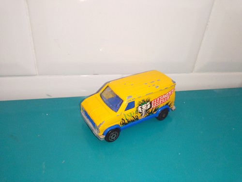 2306256 voiture majorette - ,