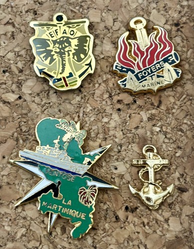 Lot insignes pin - lot, brevet