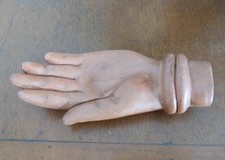 Main ceramique signé Jean Marais très bon état