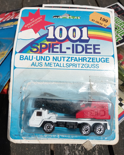 Camion grue échelle matchbox - grue,