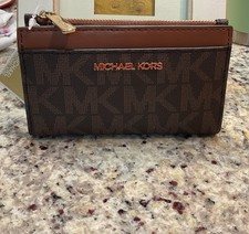 MICHAEL KORS Jet Set Sm Zip