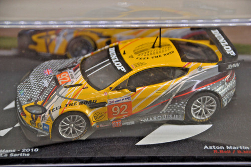 Aston martin v8 vantage - aston,