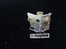 RARE PINS BADGE SPORT  VÉLO
