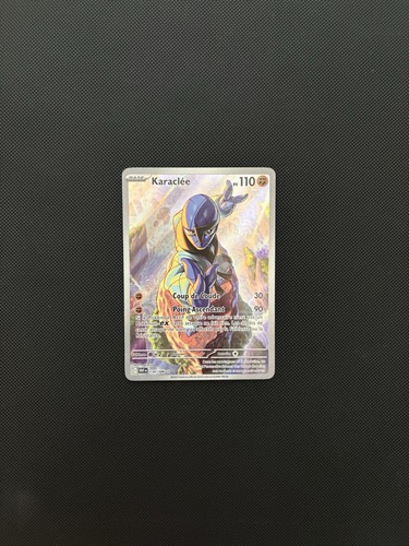 Carte pokemon karaclée - carte,