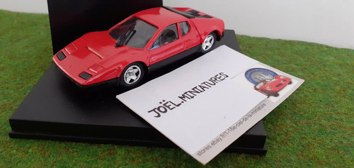 Ferrari 512 rouge - bb, échelle