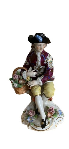 Sitzendorf sujet porcelaine - en,