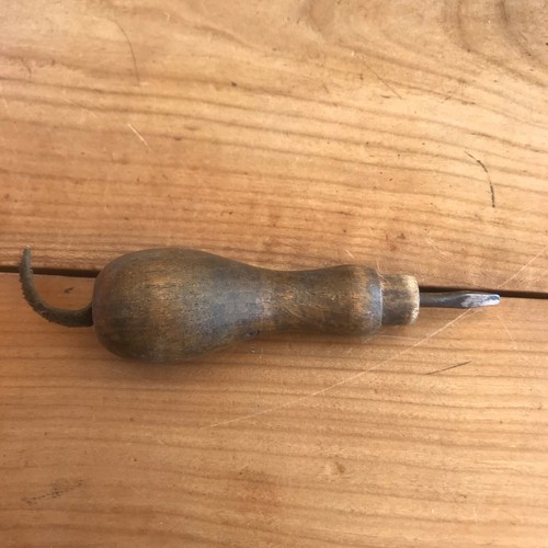Outil ancien n49 - outil, cordonnier