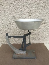 Ancien pèse lettre / Métal et aluminium / AP Paris / Déco / Bureau