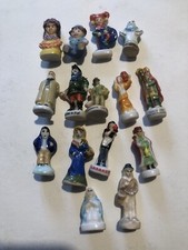 Lot 15 Fèves Divers Personnages