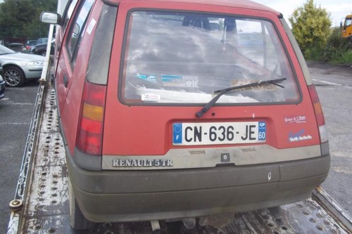 Moteur essuie glace avant